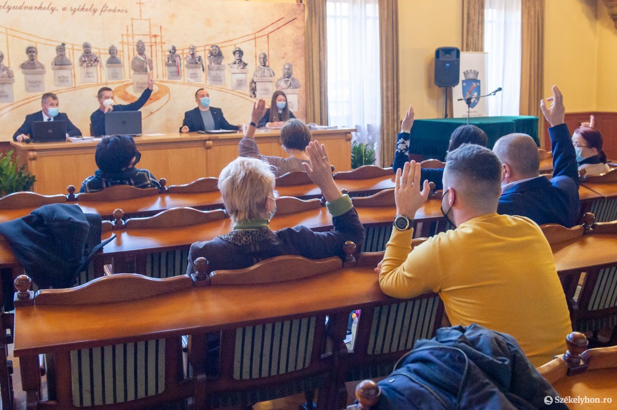 Minden határozattervezetet jóváhagytak a képviselők &bullet;  Fotó: Beliczay László