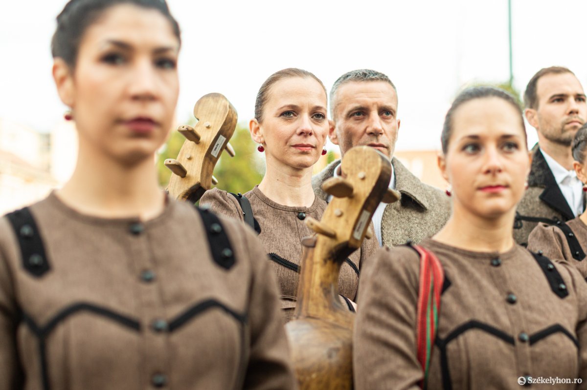 &bullet;  Fotó: Erdély Bálint Előd