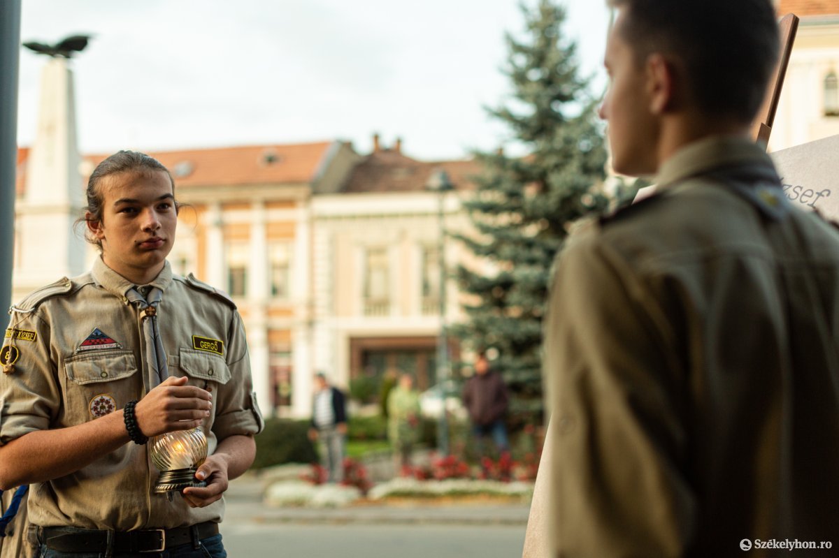 &bullet;  Fotó: Erdély Bálint Előd