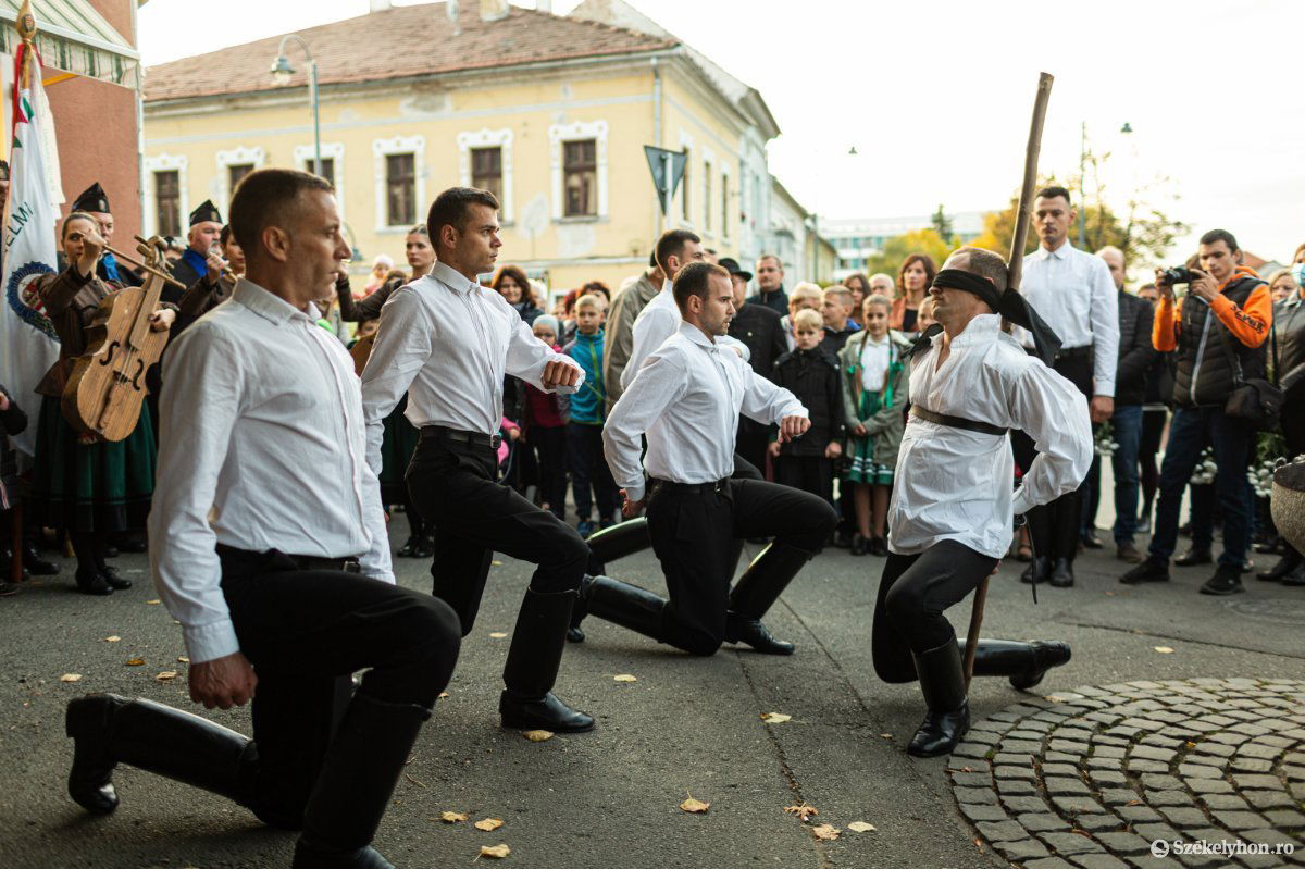 &bullet;  Fotó: Erdély Bálint Előd