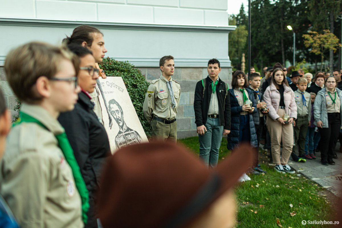 &bullet;  Fotó: Erdély Bálint Előd