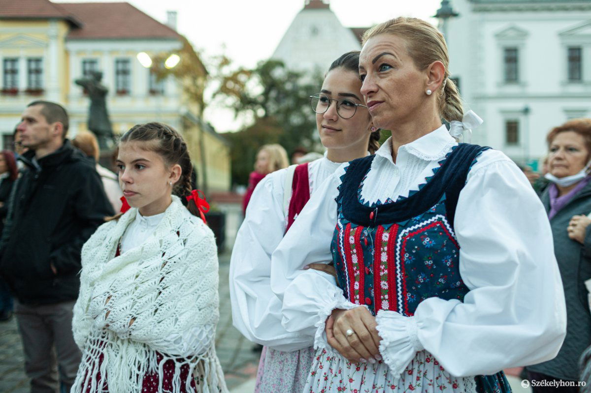 &bullet;  Fotó: Erdély Bálint Előd