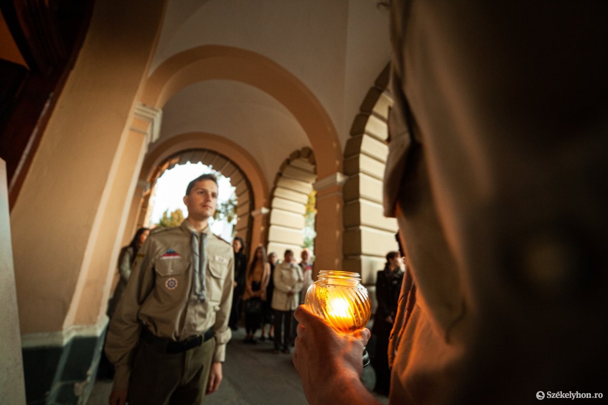 &bullet;  Fotó: Erdély Bálint Előd