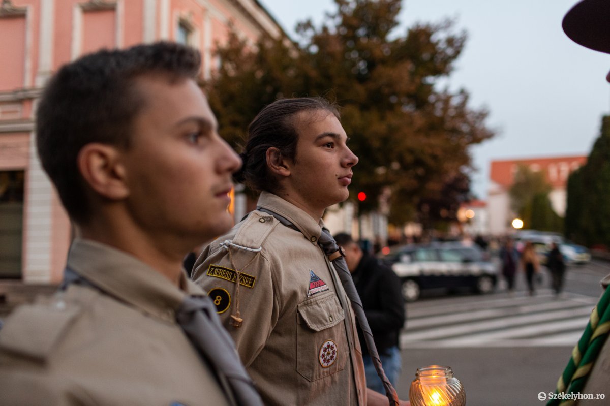 &bullet;  Fotó: Erdély Bálint Előd