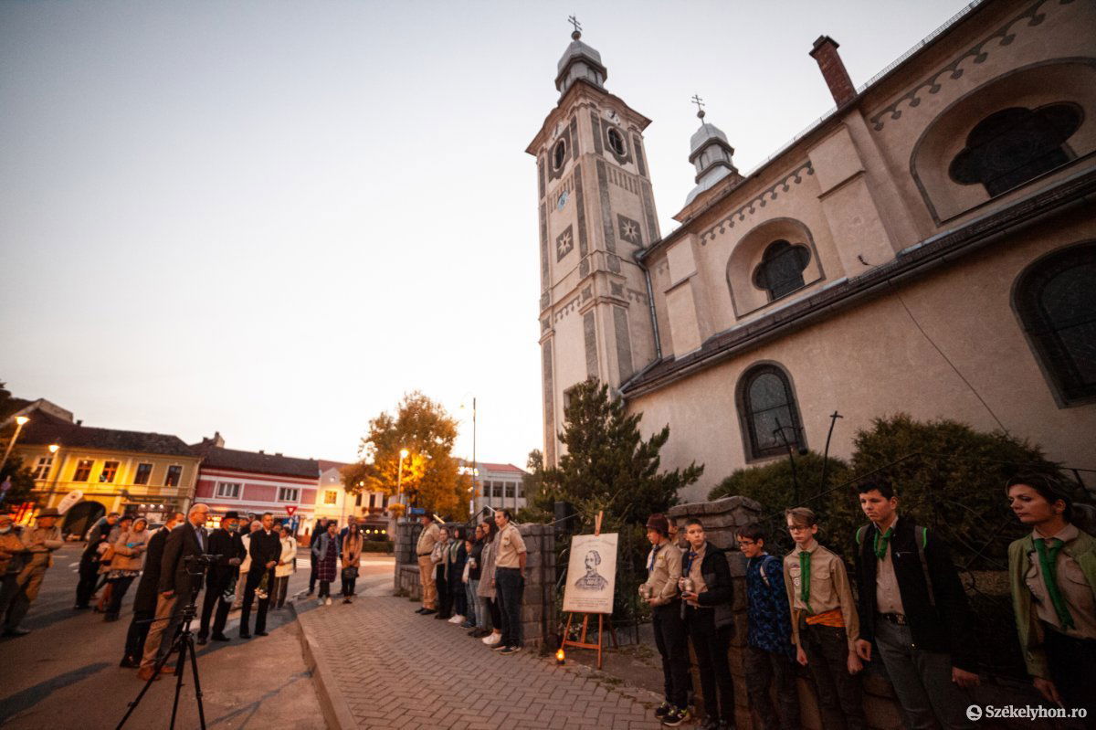 &bullet;  Fotó: Erdély Bálint Előd