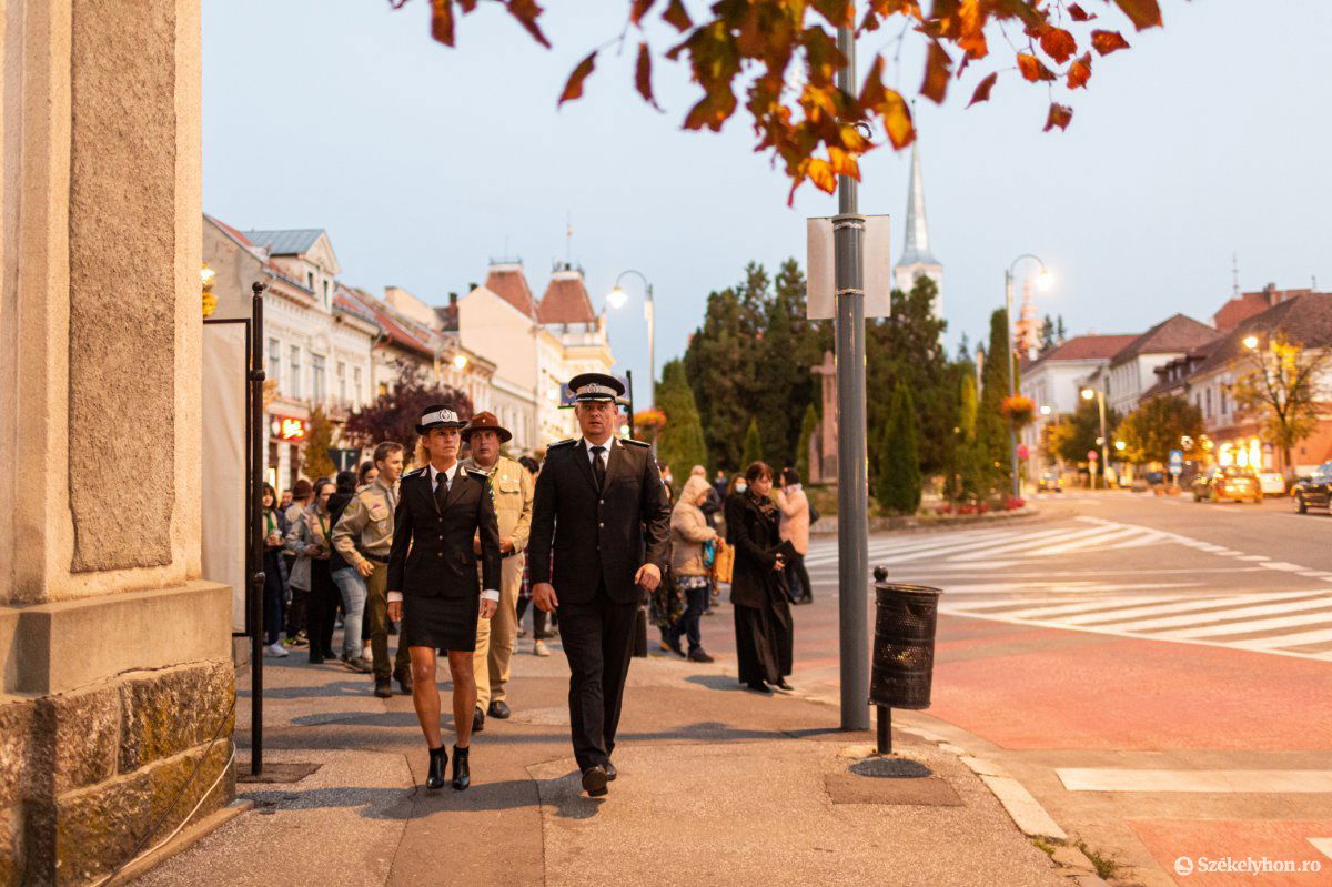 &bullet;  Fotó: Erdély Bálint Előd