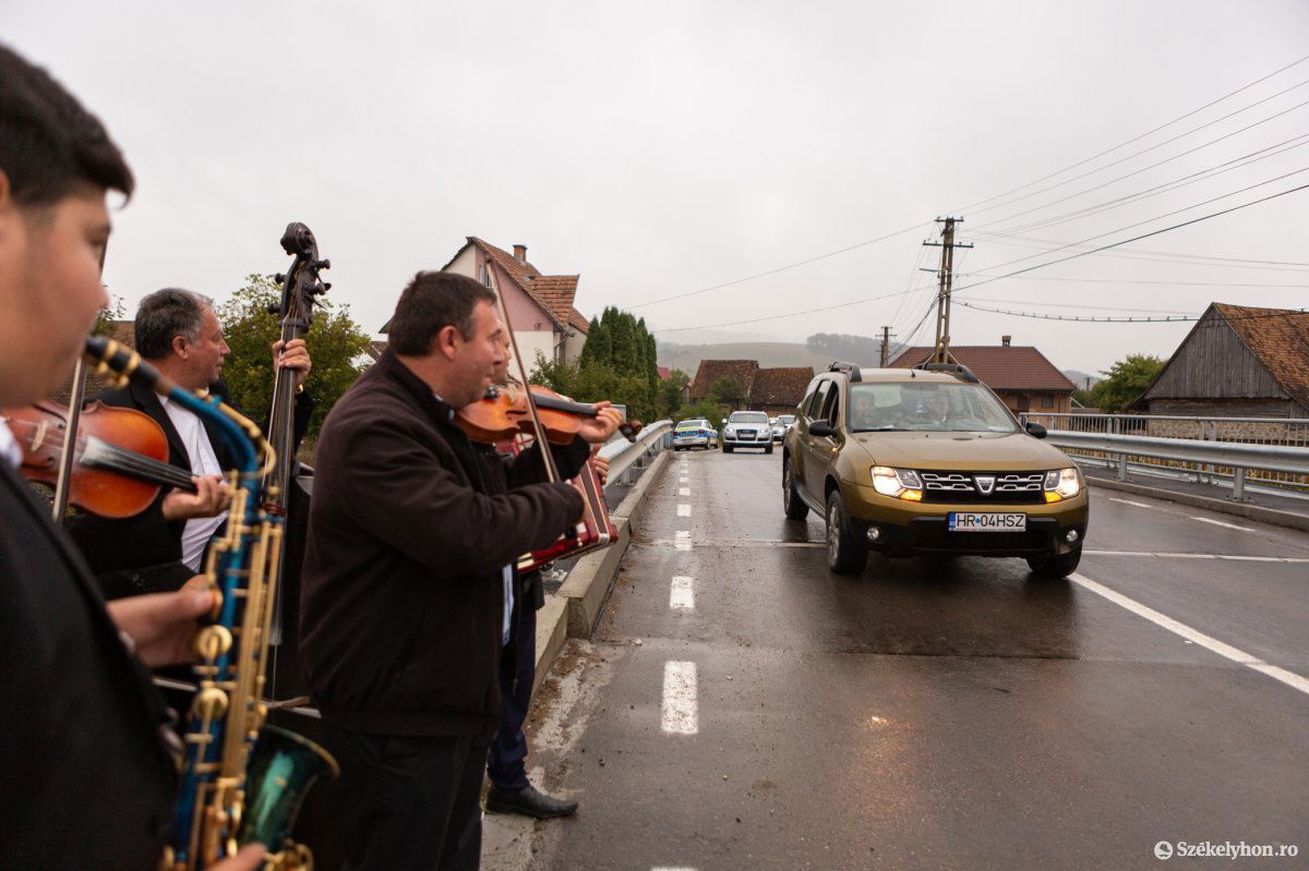 &bullet;  Fotó: Erdély Bálint Előd