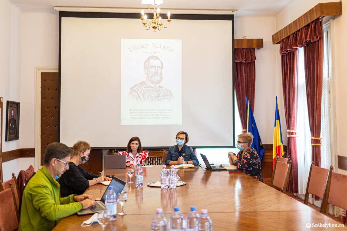 &bullet;  Fotó: Erdély Bálint Előd