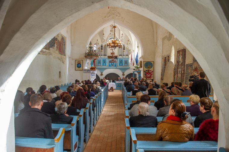 Unitárius pásztorlevél: pünkösd ünnepe évről évre Péter ígéretét visszhangozza bennünk