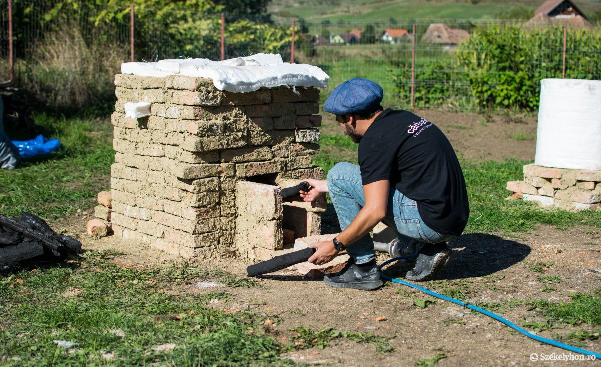 &bullet;  Fotó: László Ildikó