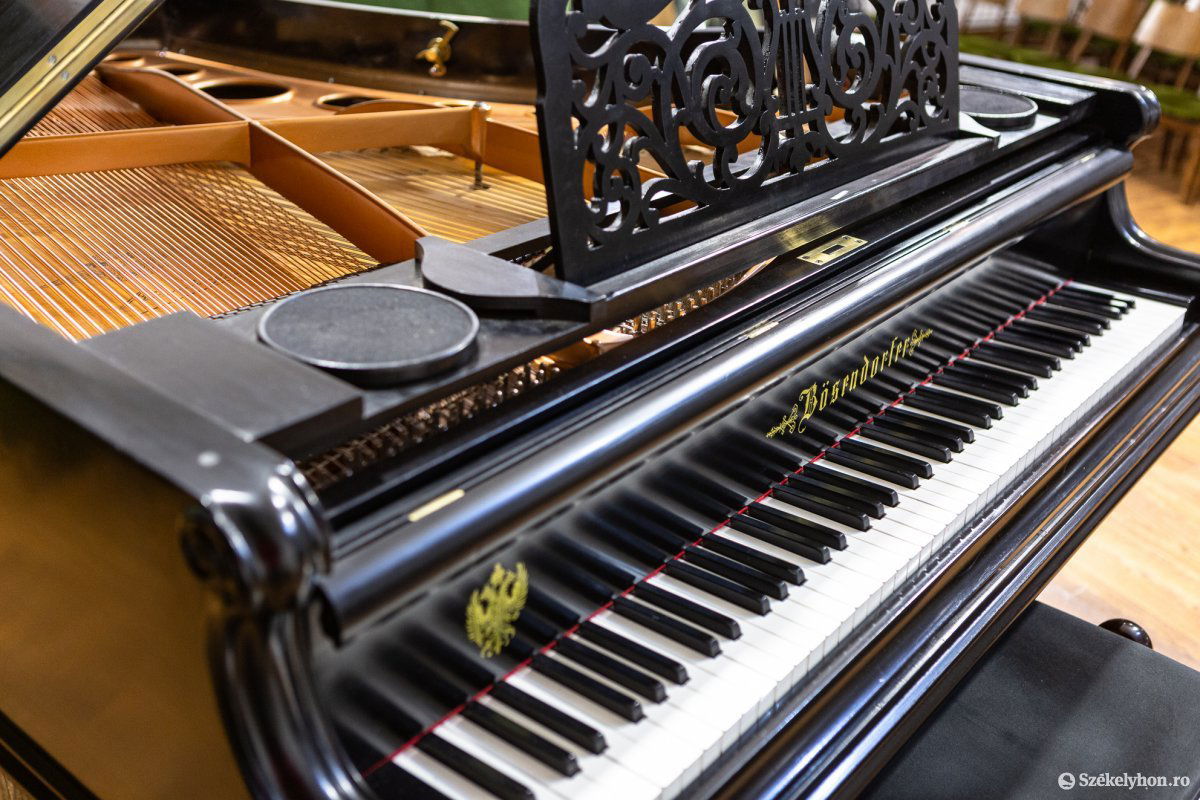 &bullet;  Fotó: Erdély Bálint Előd