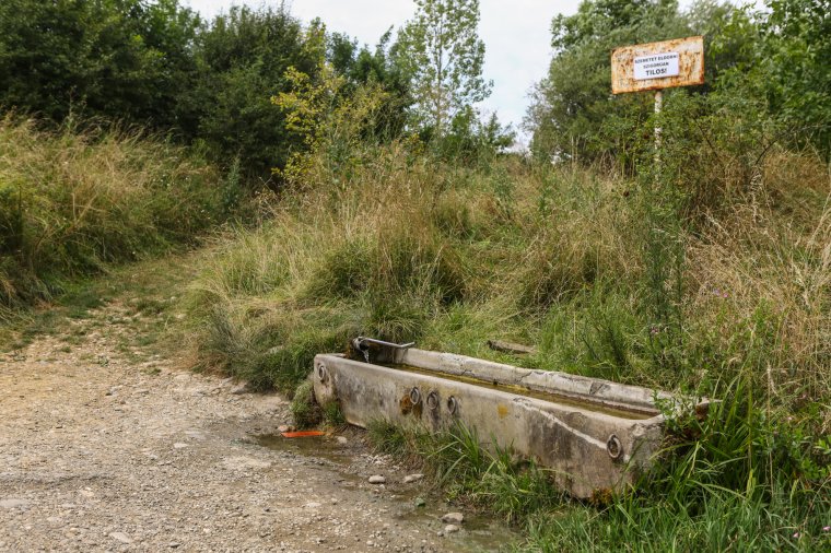 Egy vizsgálat nem ajánlja fogyasztásra a népszerű forrás vizét, kérni fognak még egy elemzést