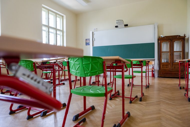 Jelenléti oktatásra készülnek Udvarhelyszéken, de működhet a B terv is