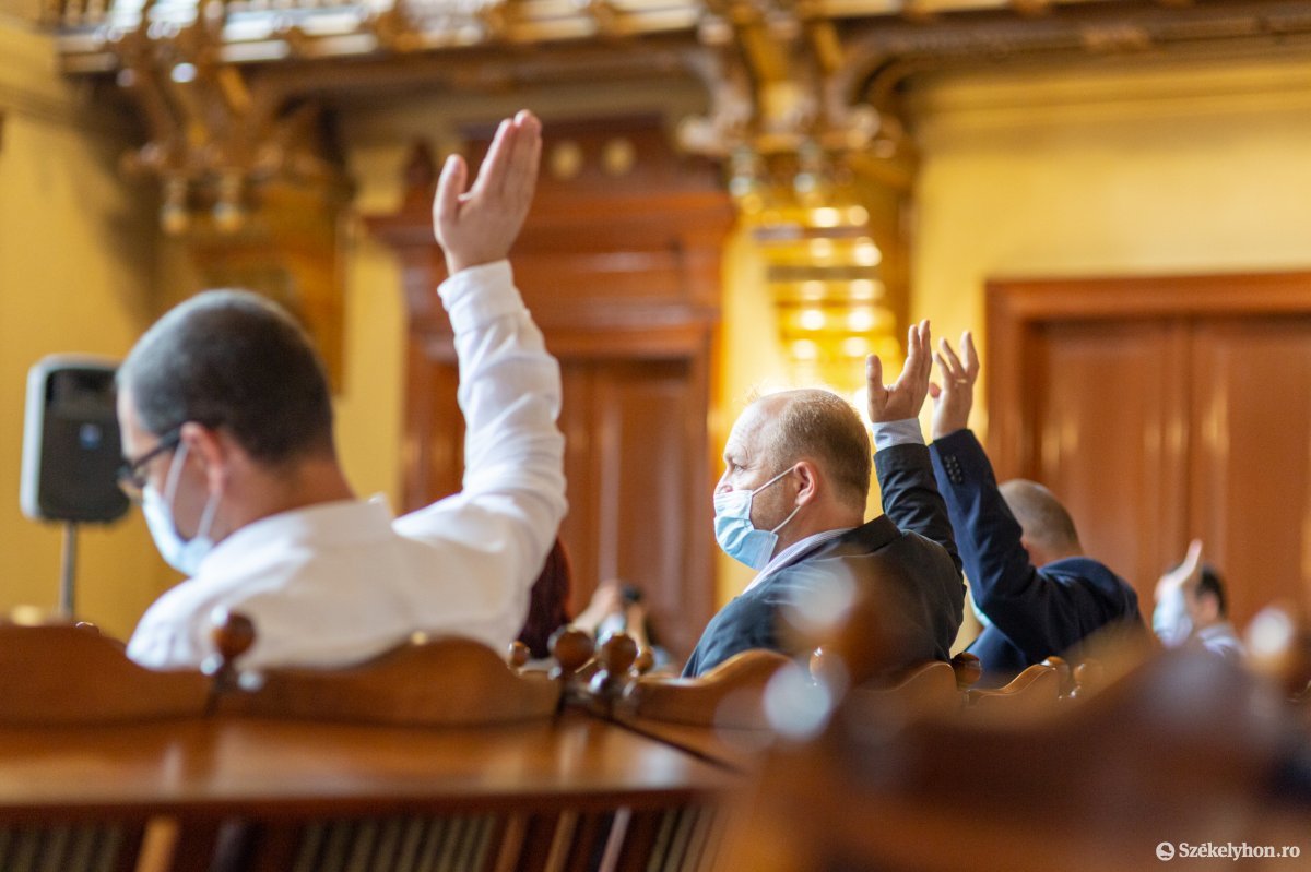 &bullet;  Fotó: Erdély Bálint Előd