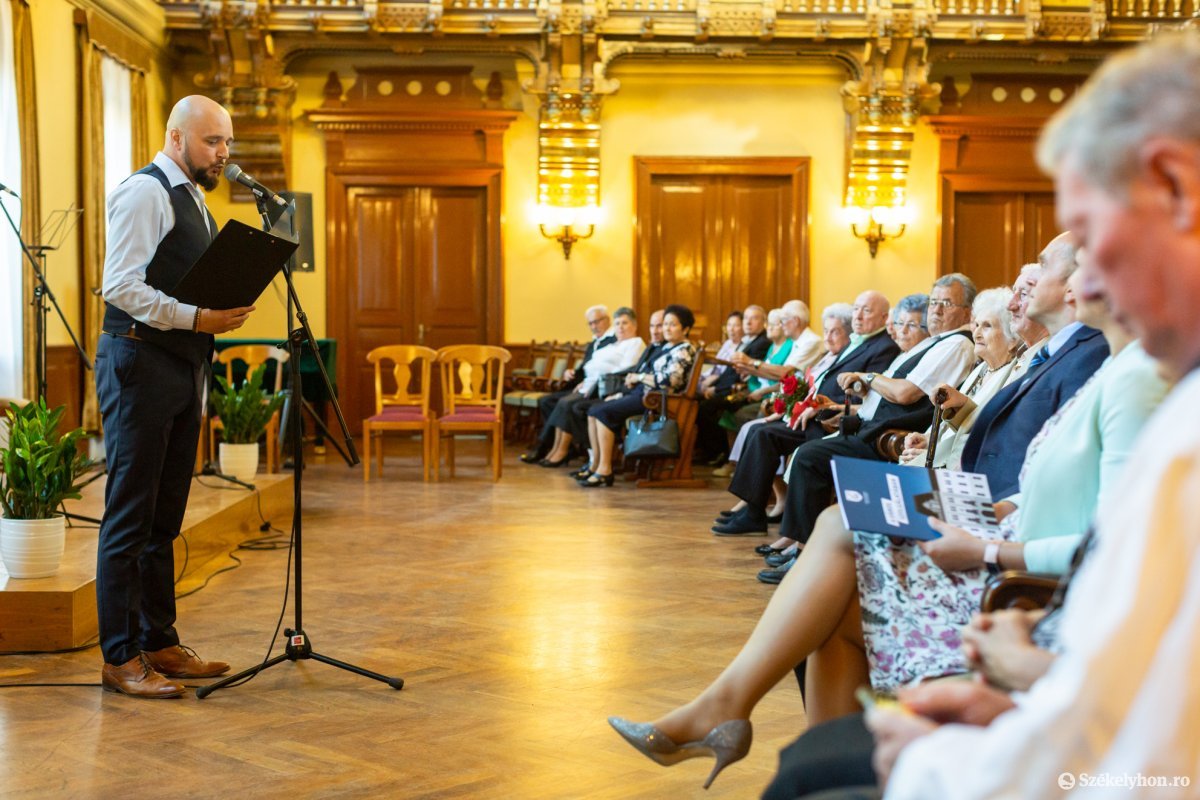 &bullet;  Fotó: Erdély Bálint Előd