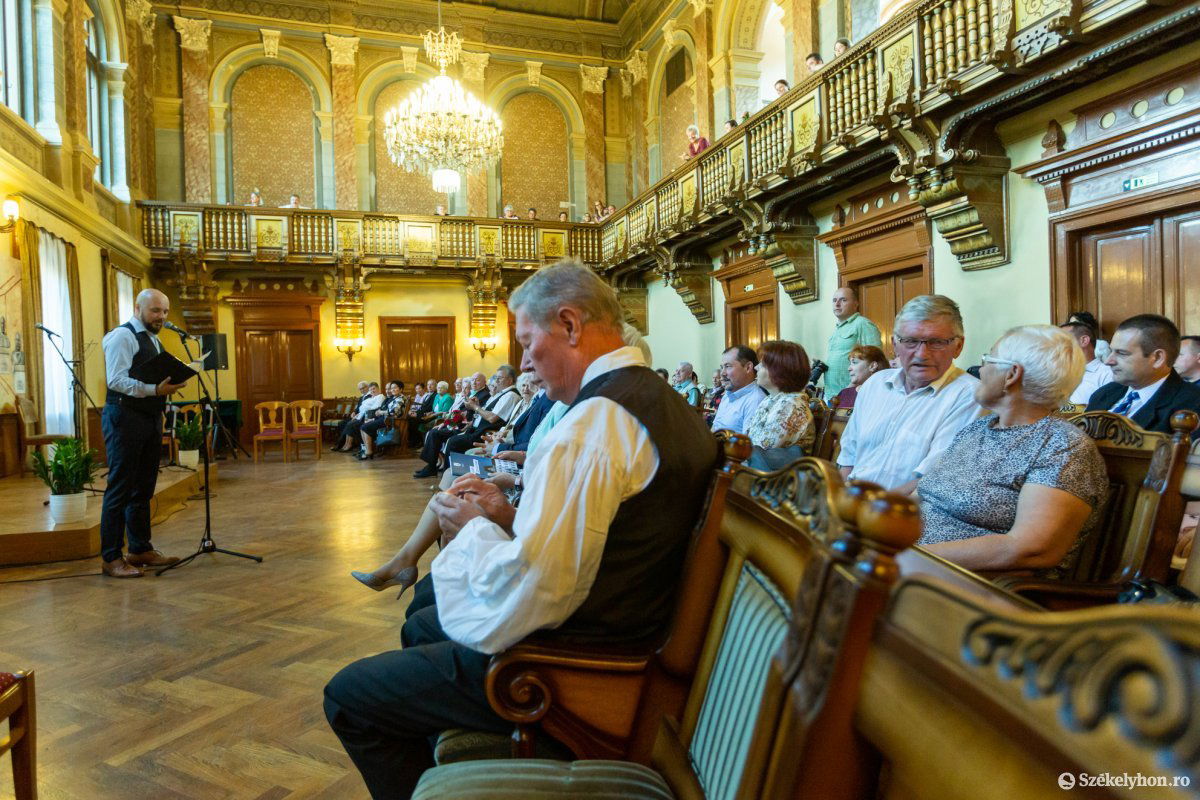 &bullet;  Fotó: Erdély Bálint Előd