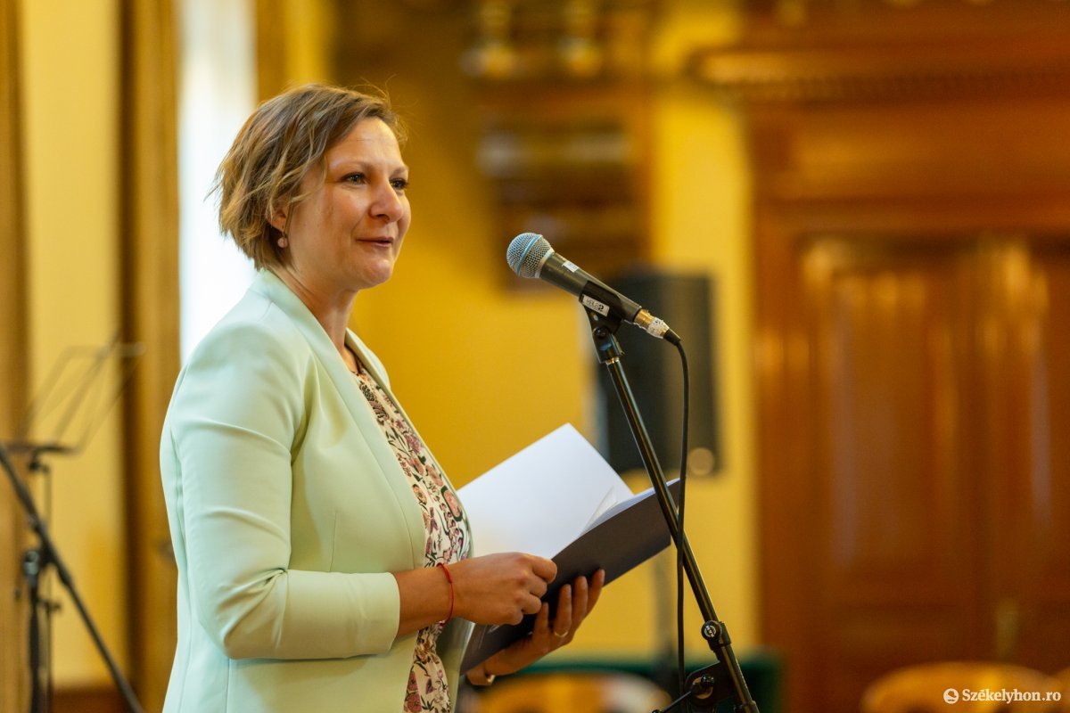 &bullet;  Fotó: Erdély Bálint Előd