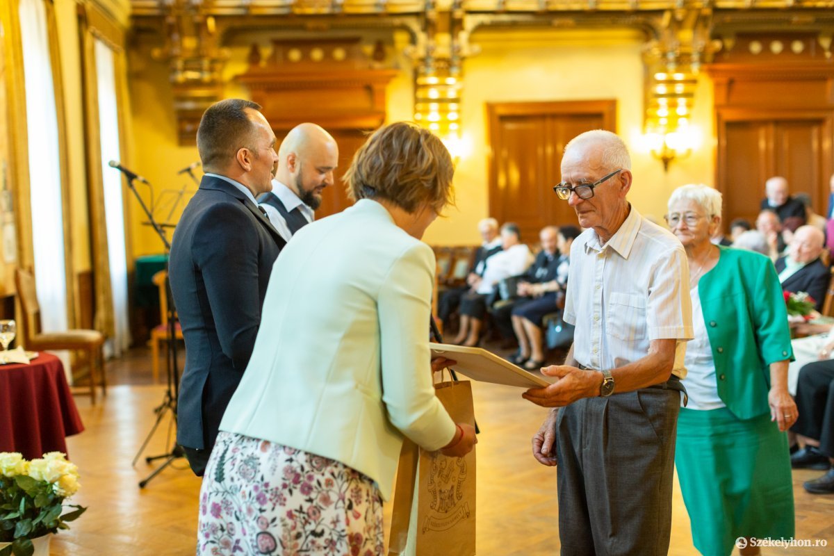 &bullet;  Fotó: Erdély Bálint Előd