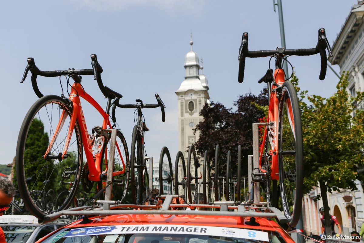 &bullet;  Fotó: Erdély Bálint Előd