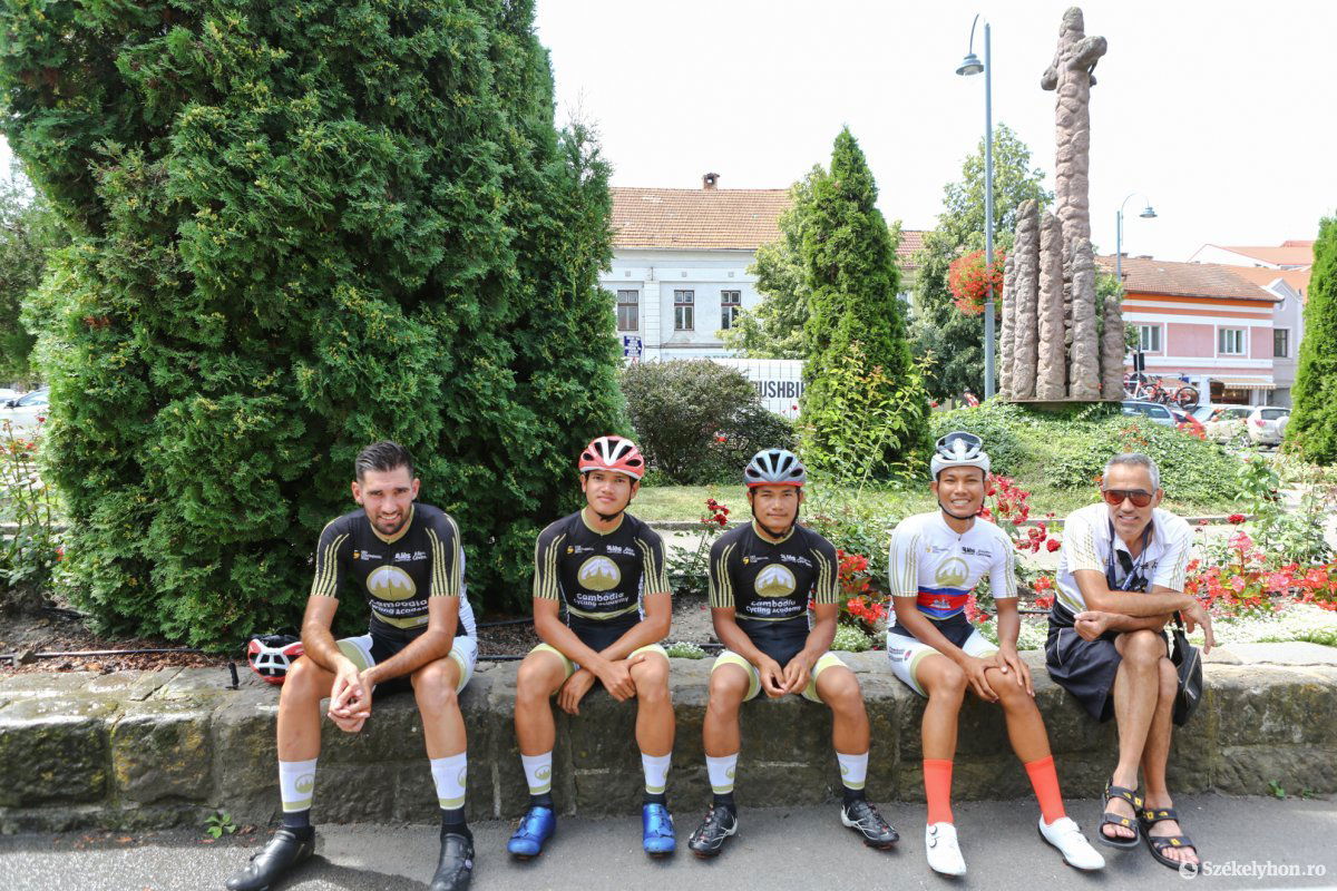 &bullet;  Fotó: Erdély Bálint Előd