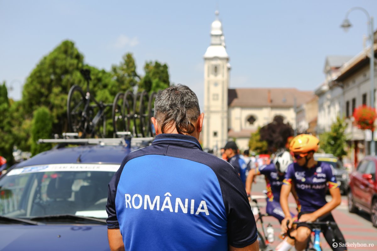 &bullet;  Fotó: Erdély Bálint Előd