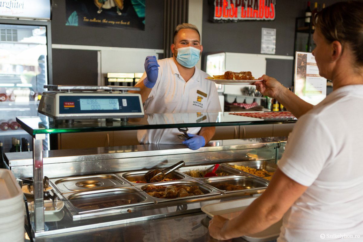 &bullet;  Fotó: Erdély Bálint Előd