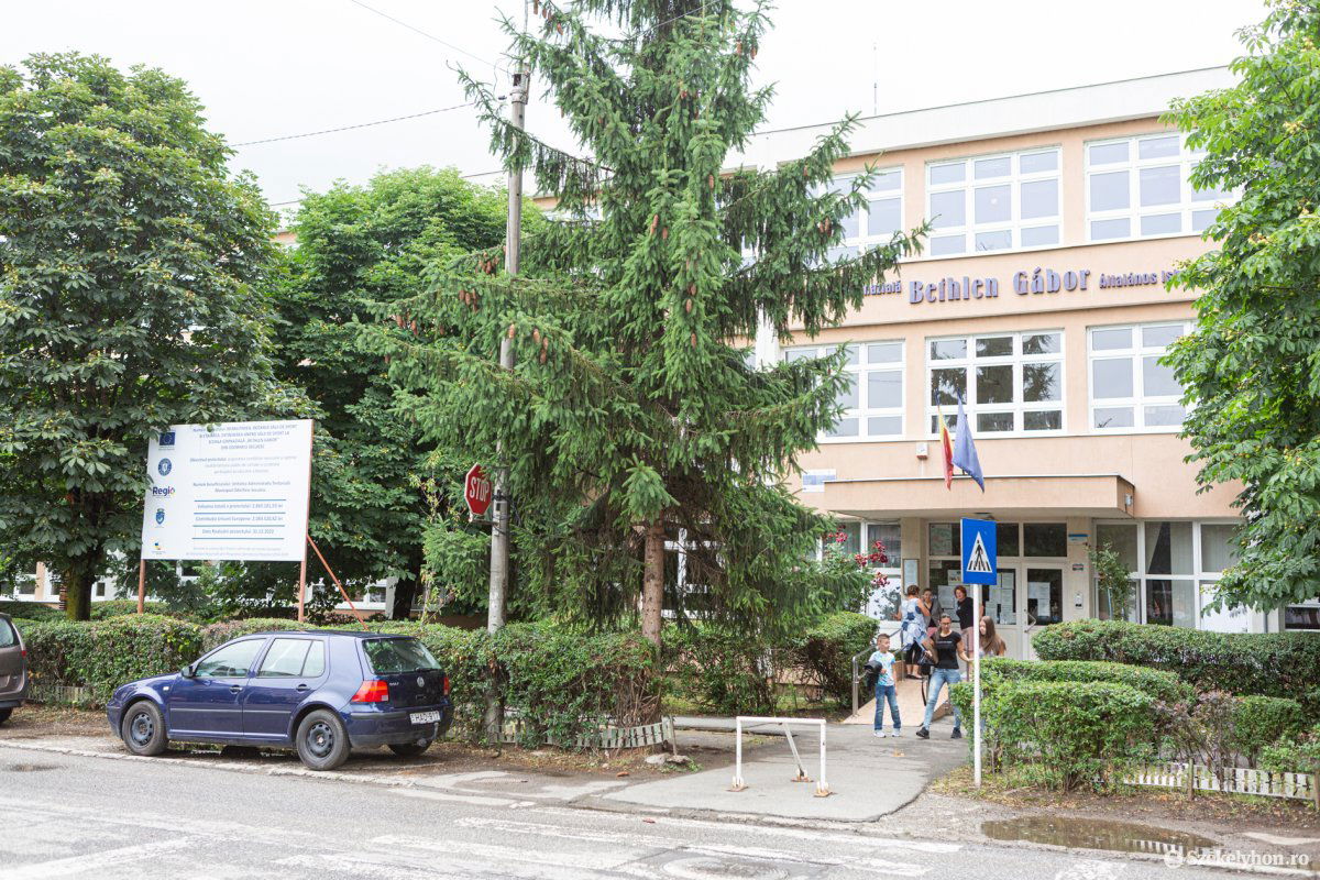 &bullet;  Fotó: Erdély Bálint Előd