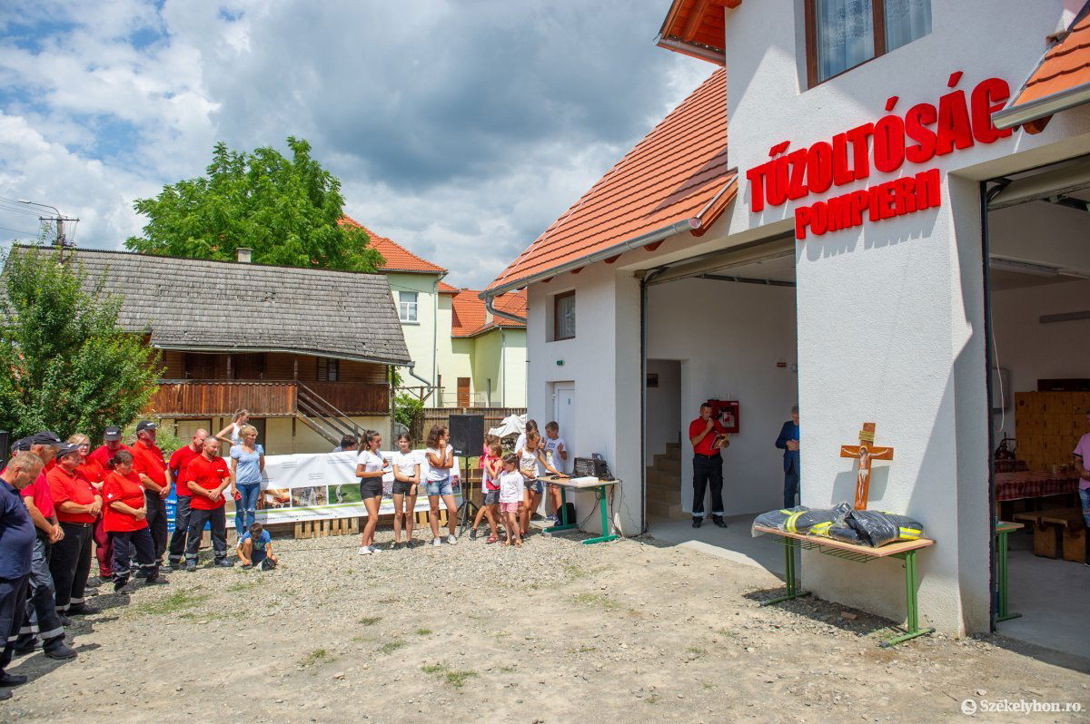 &bullet;  Fotó: Beliczay László