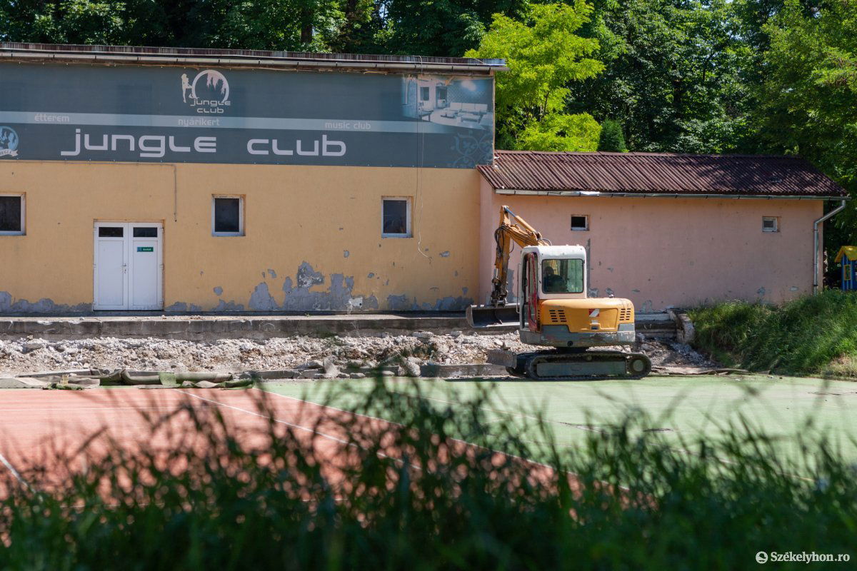 &bullet;  Fotó: Erdély Bálint Előd