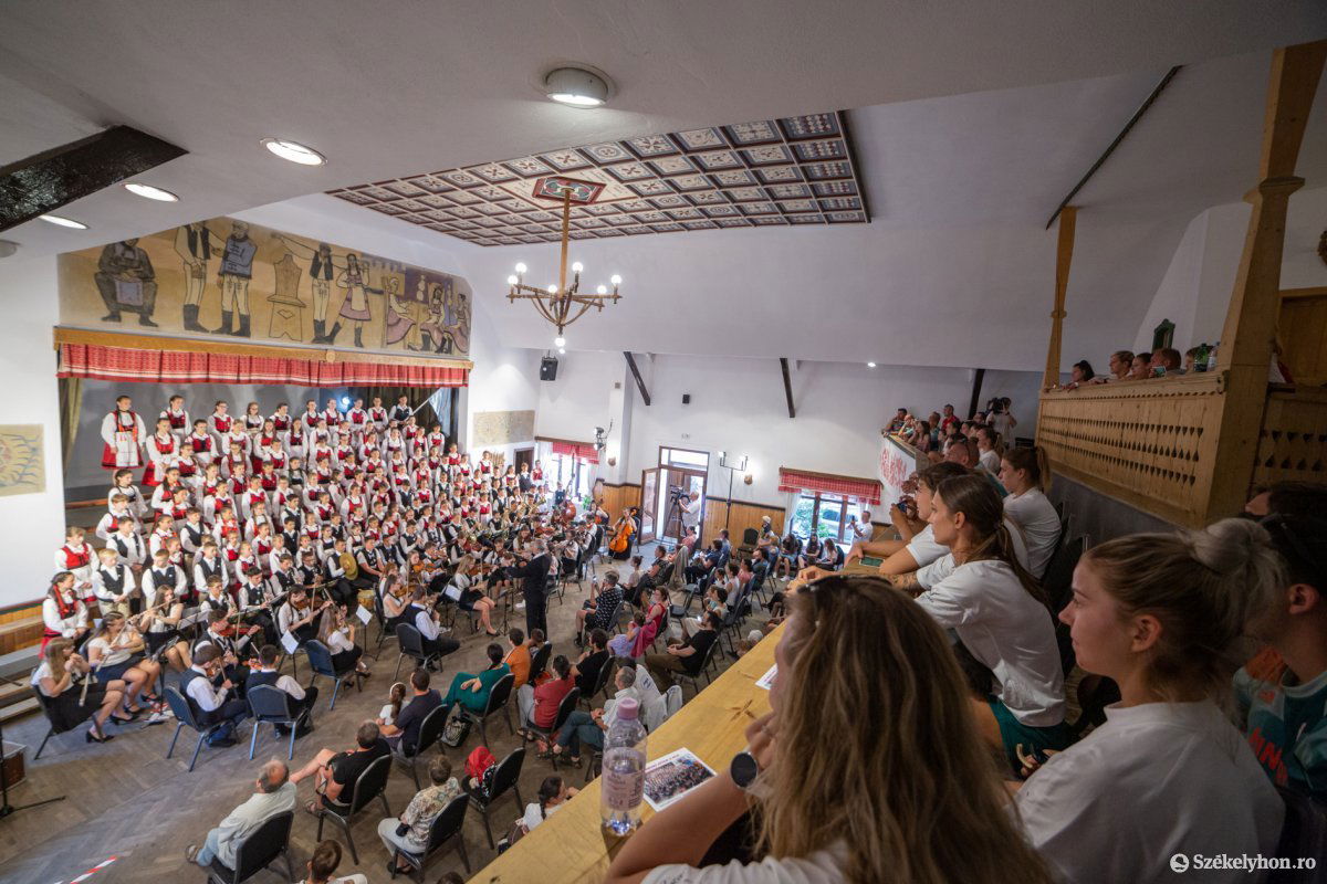 •  Fotó: Erdély Bálint Előd