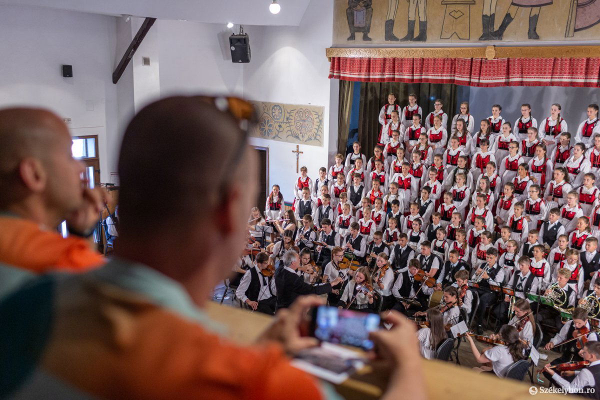 •  Fotó: Erdély Bálint Előd