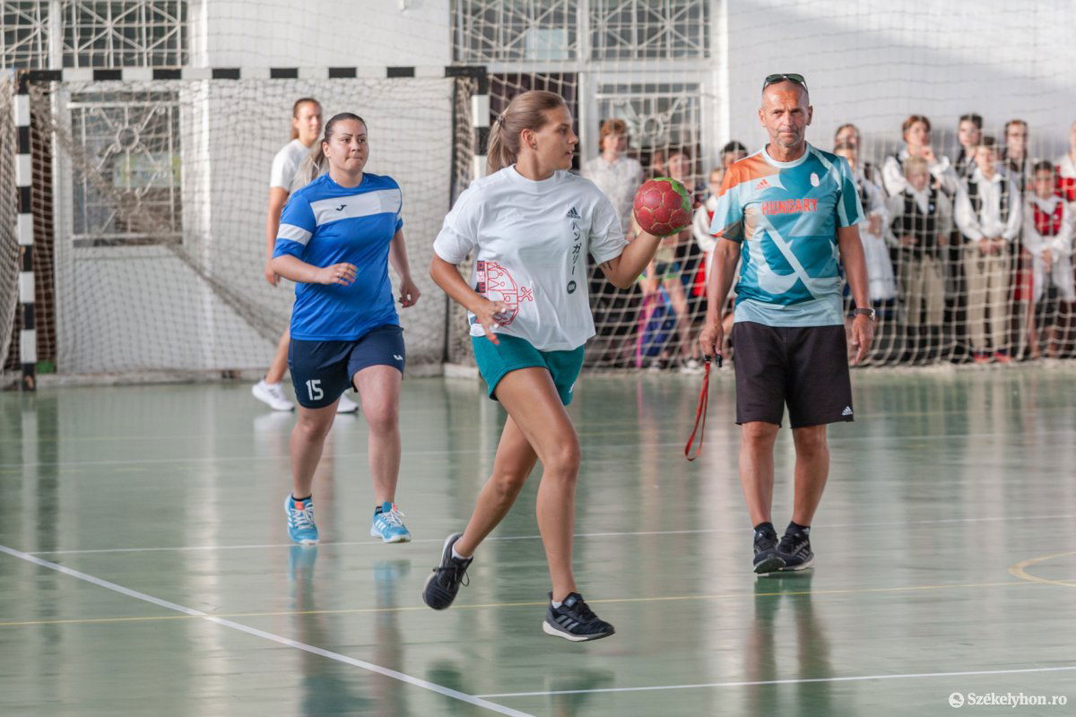 •  Fotó: Erdély Bálint Előd