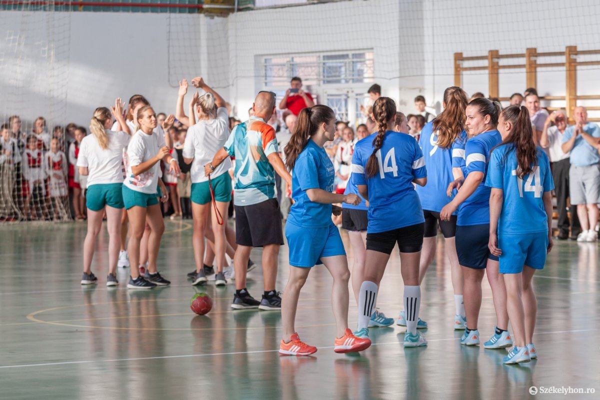 •  Fotó: Erdély Bálint Előd