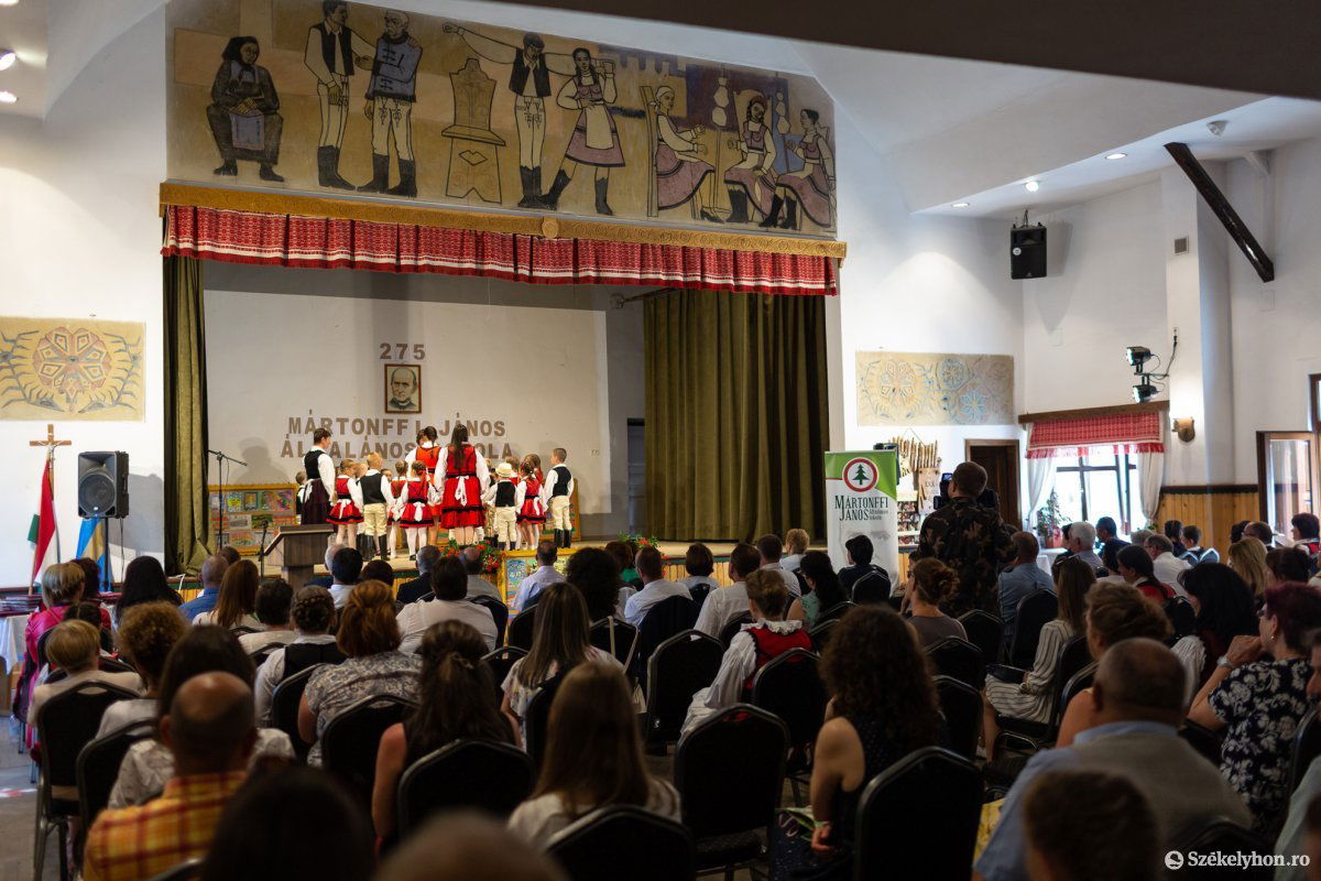 &bullet;  Fotó: Erdély Bálint Előd