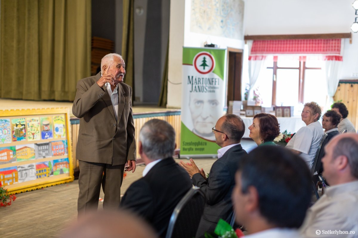 &bullet;  Fotó: Erdély Bálint Előd