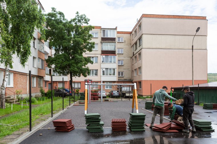 Még a nyáron átadnának egy felújított játszóteret Székelyudvarhelyen