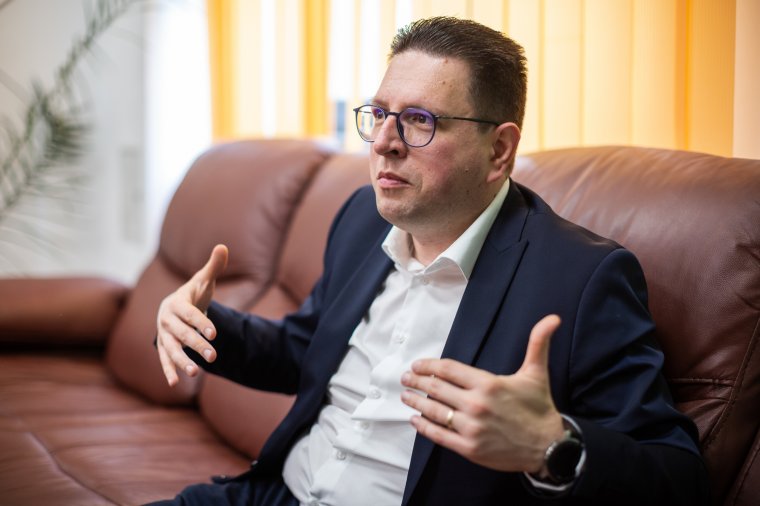 Erdélyi és európai szempontok párbeszéde – Vincze Loránt EP-képviselő a néppárti célokról, őshonos kisebbségekről, migrációról