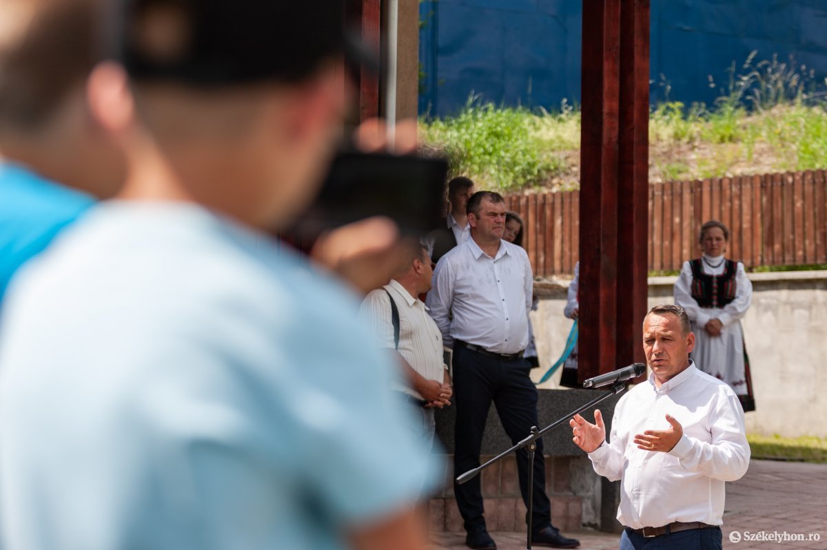 &bullet;  Fotó: Erdély Bálint Előd