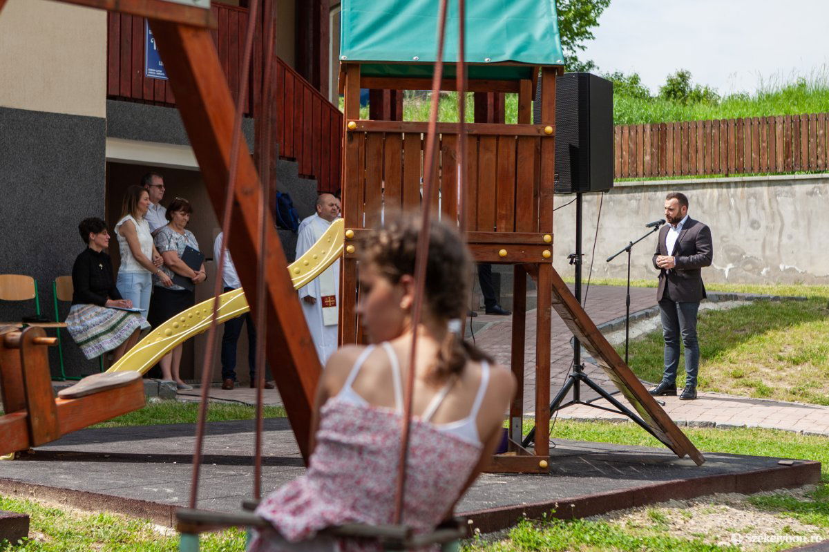 &bullet;  Fotó: Erdély Bálint Előd