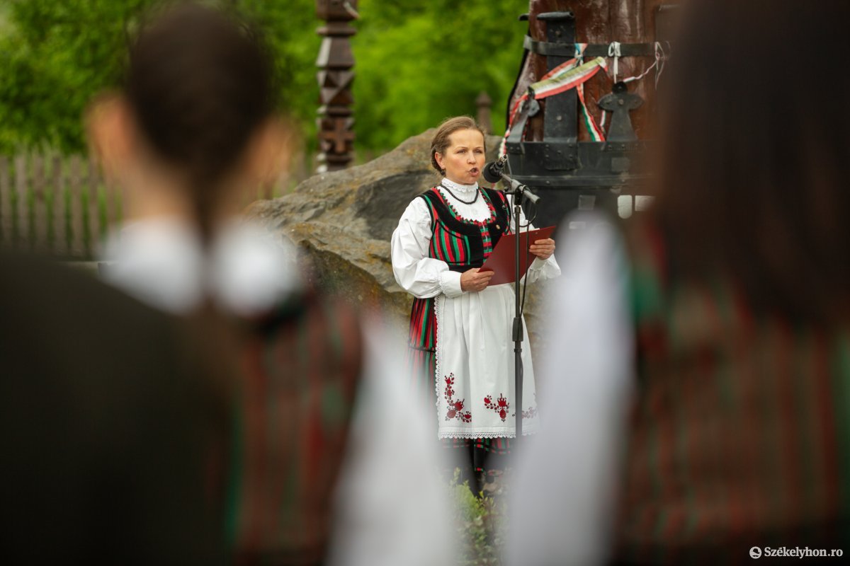 &bullet;  Fotó: Erdély Bálint Előd