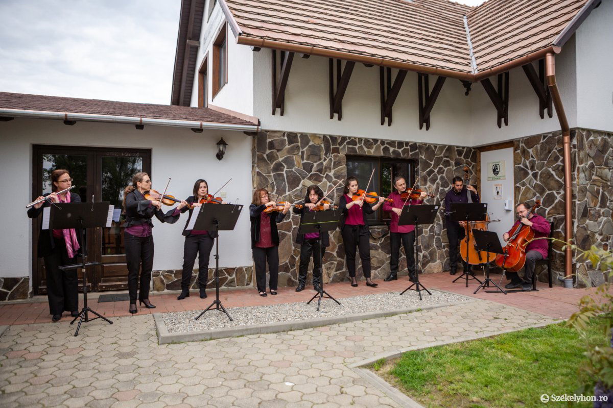 &bullet;  Fotó: Erdély Bálint Előd