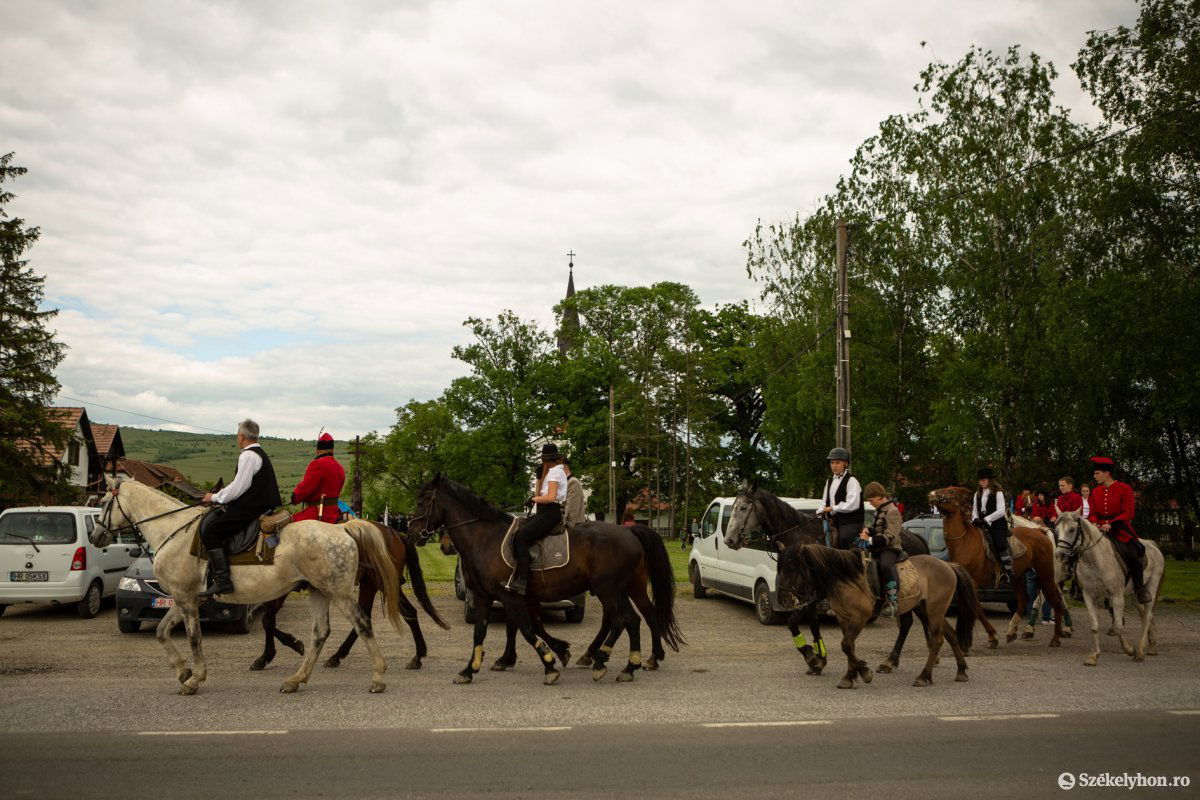 &bullet;  Fotó: Erdély Bálint Előd