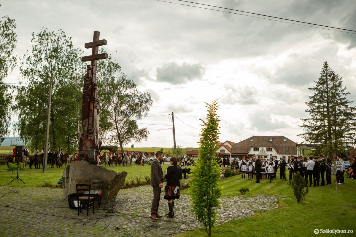 &bullet;  Fotó: Erdély Bálint Előd