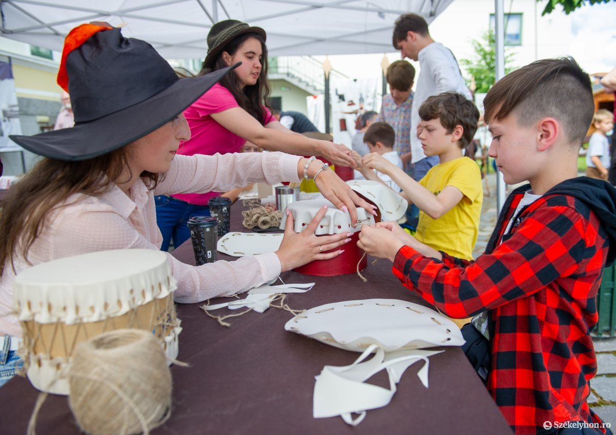&bullet;  Fotó: Beliczay László