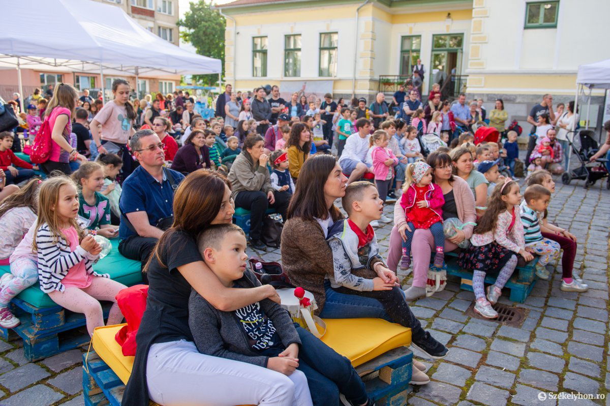 &bullet;  Fotó: Beliczay László