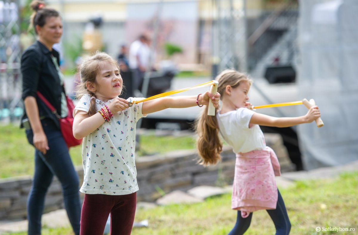 &bullet;  Fotó: Beliczay László