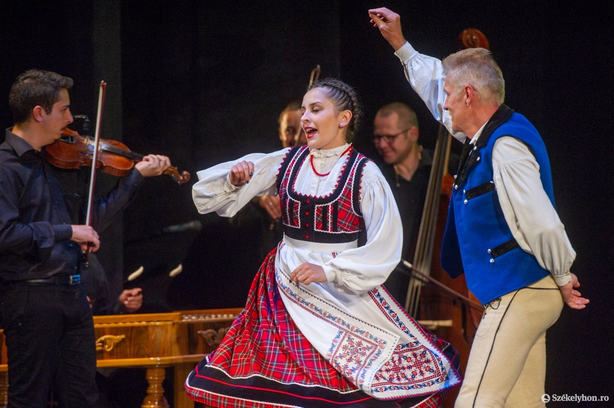 &bullet;  Fotó: Beliczay László