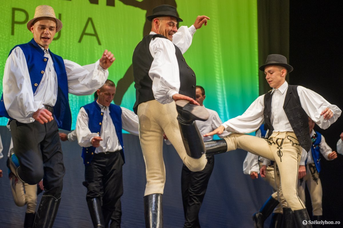 &bullet;  Fotó: Beliczay László