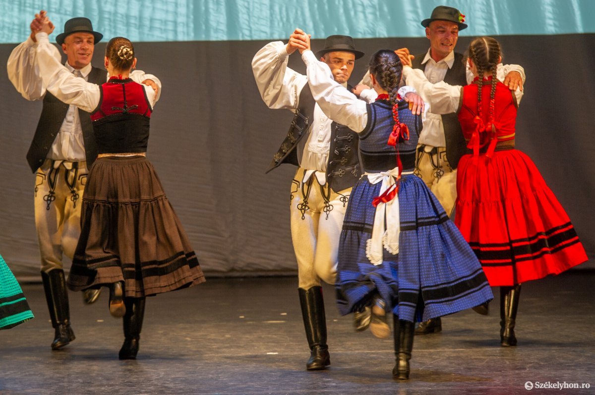 &bullet;  Fotó: Beliczay László