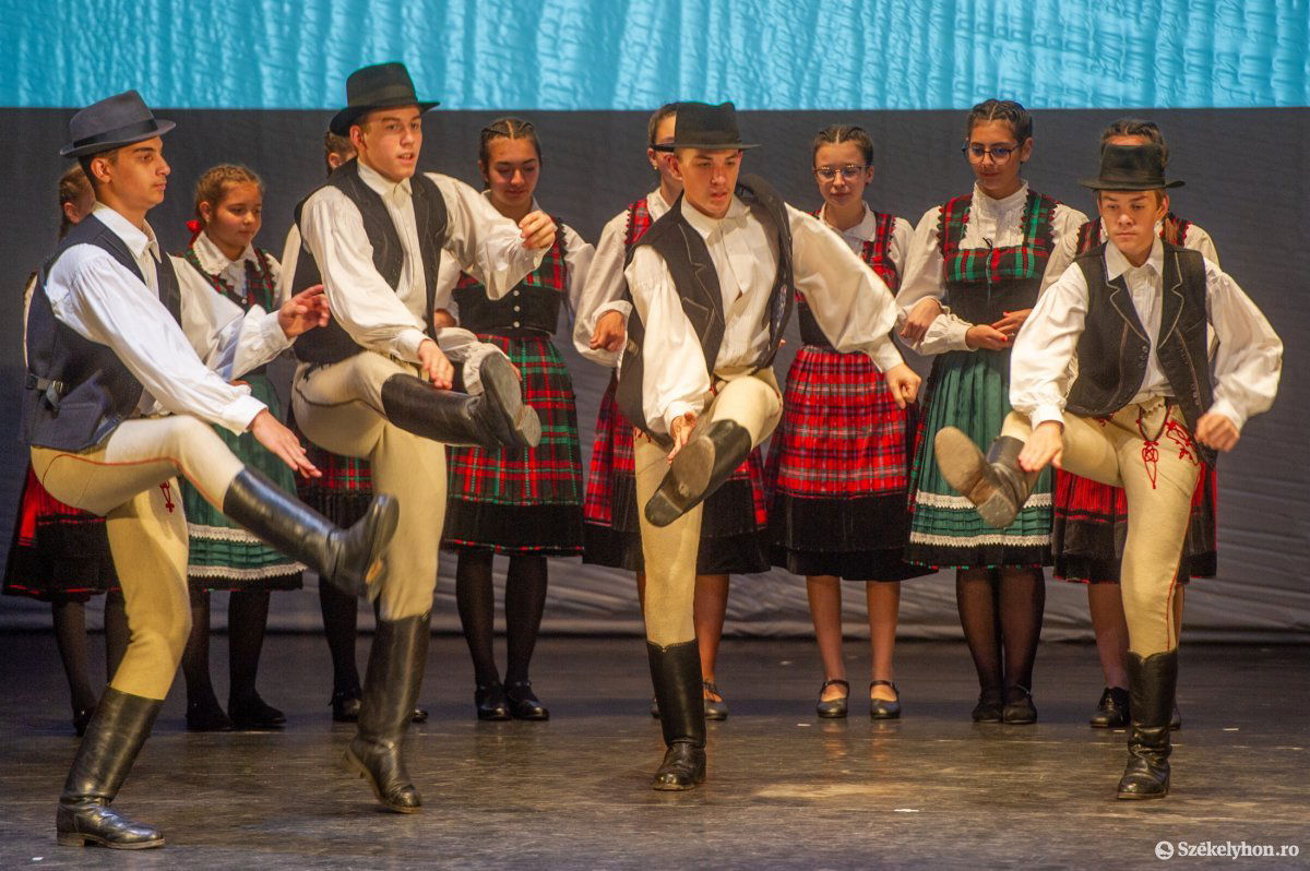 &bullet;  Fotó: Beliczay László